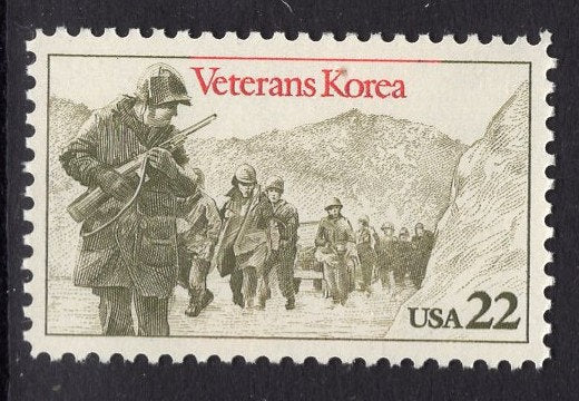 10 KOREA VETERANS MARCHING