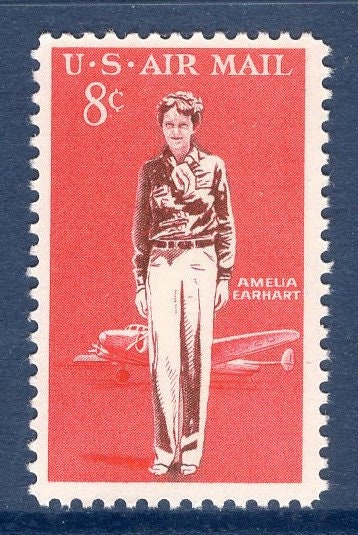 25 AMELIA EARHART PLANE