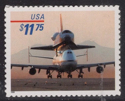 PIGGYBACK SPACE SHUTTLE Landing Astronauts Program