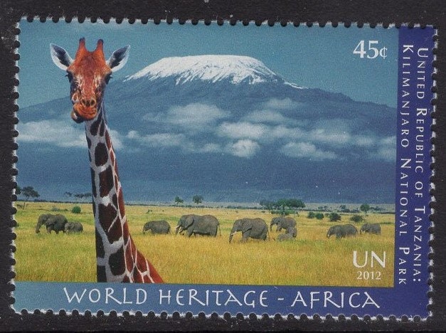 2 WORLD HERITAGE AFRICA Giraffe Kilimanjaro Old Town Djenne (valid at United Nation only)